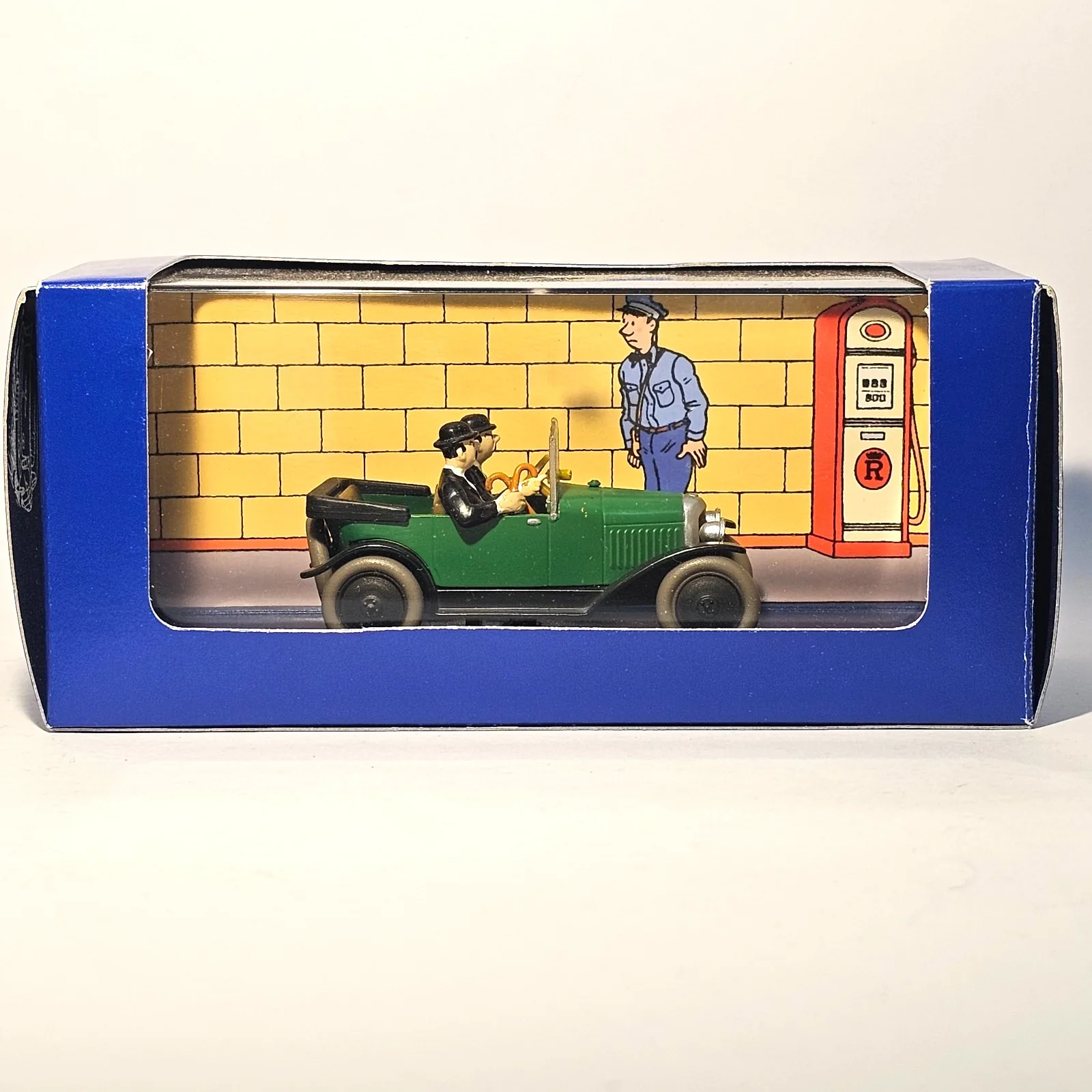 Voiture Miniature Tintin La Citroën des Dupondt de Tintin au pays de l'Or noir
